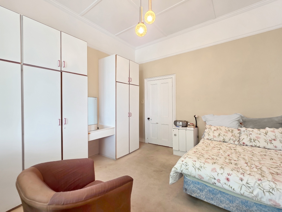 6 Bedroom Property for Sale in Sea Point Western Cape